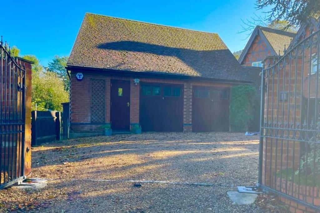The Little Gable Wavendon Exterior foto